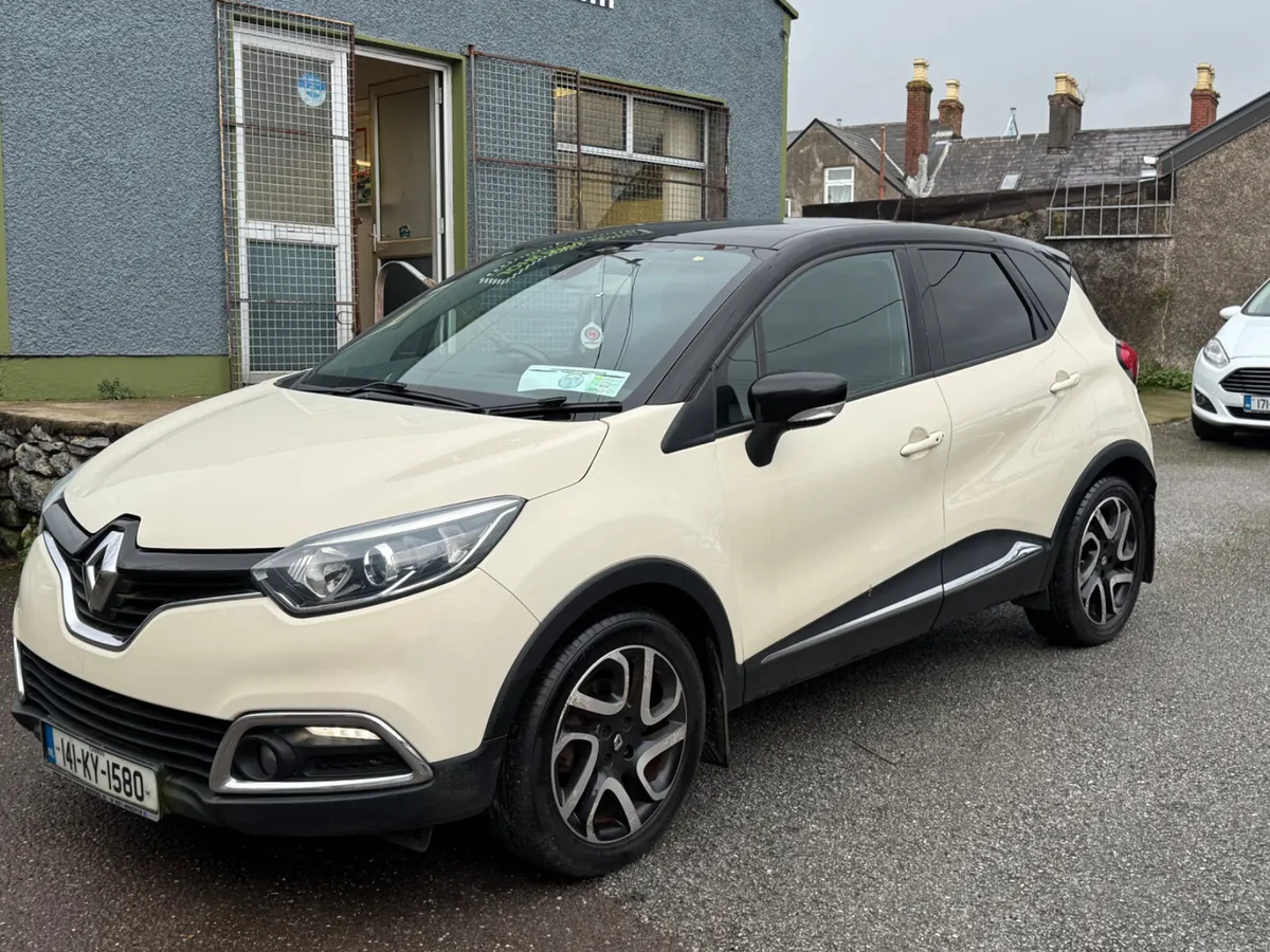 Renault Captur Lovely high driving position - Image 2