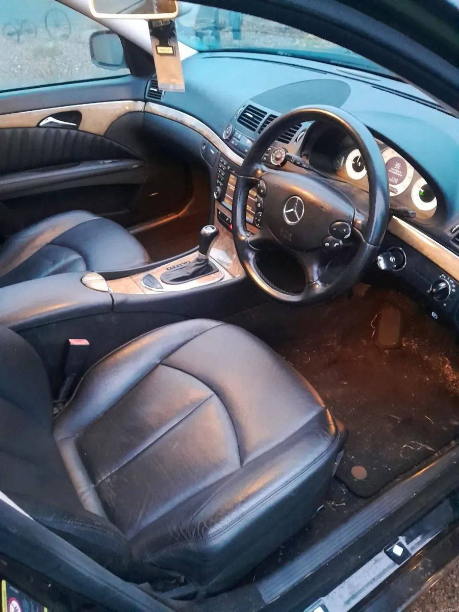2008 MERCEDES E CLASS E220 CDI AVANTGARDE 5DR - Image 2