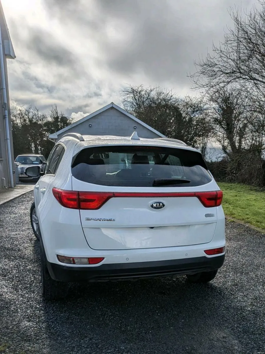 Kia  Sportage - Image 4