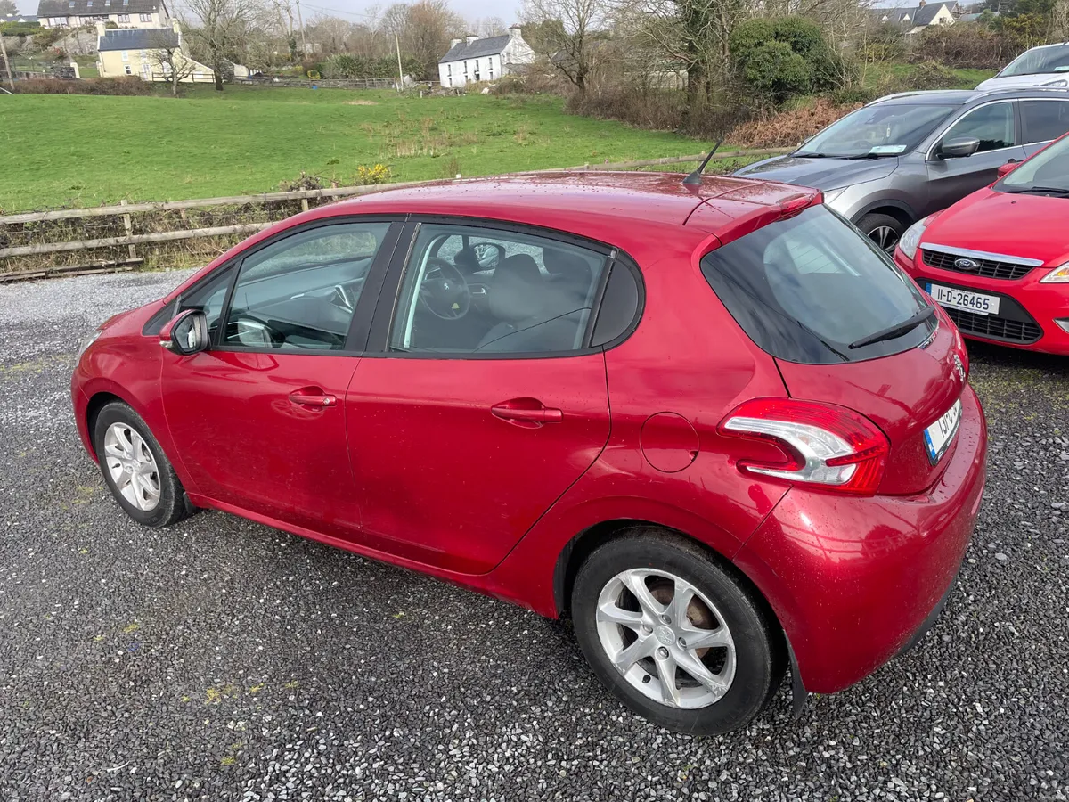 Peugeot 208 2013 - Image 4