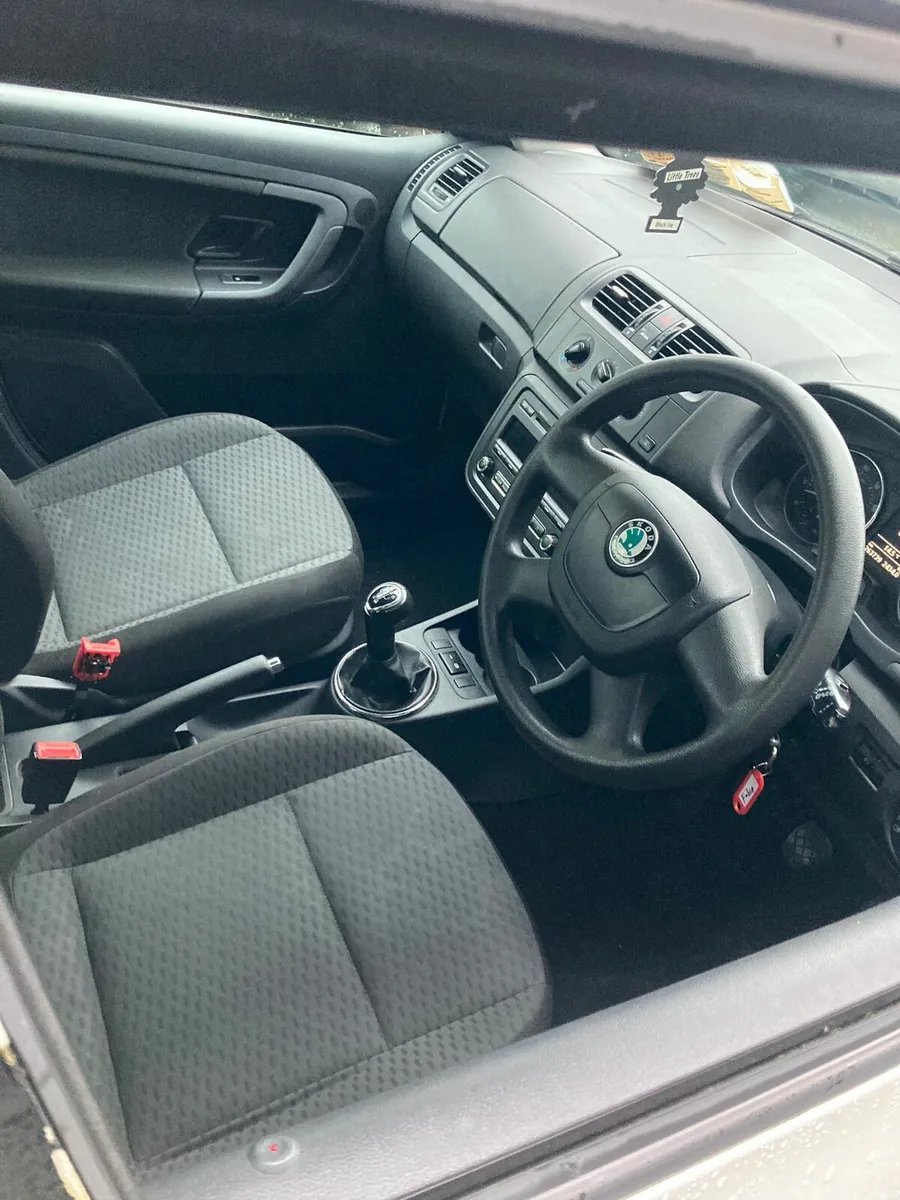 Skoda fabia - Image 3