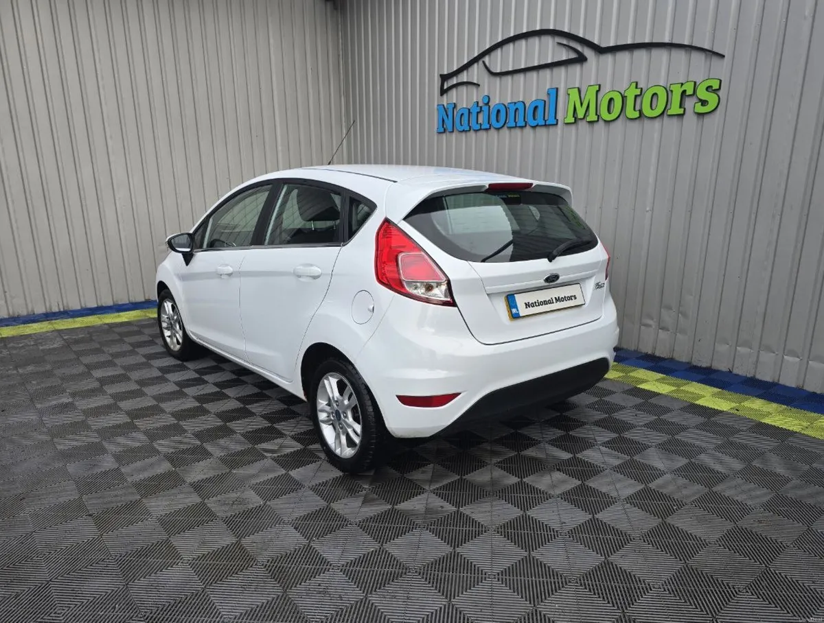 2016 Ford Fiesta 1.0 Petrol ZETEC - Image 5