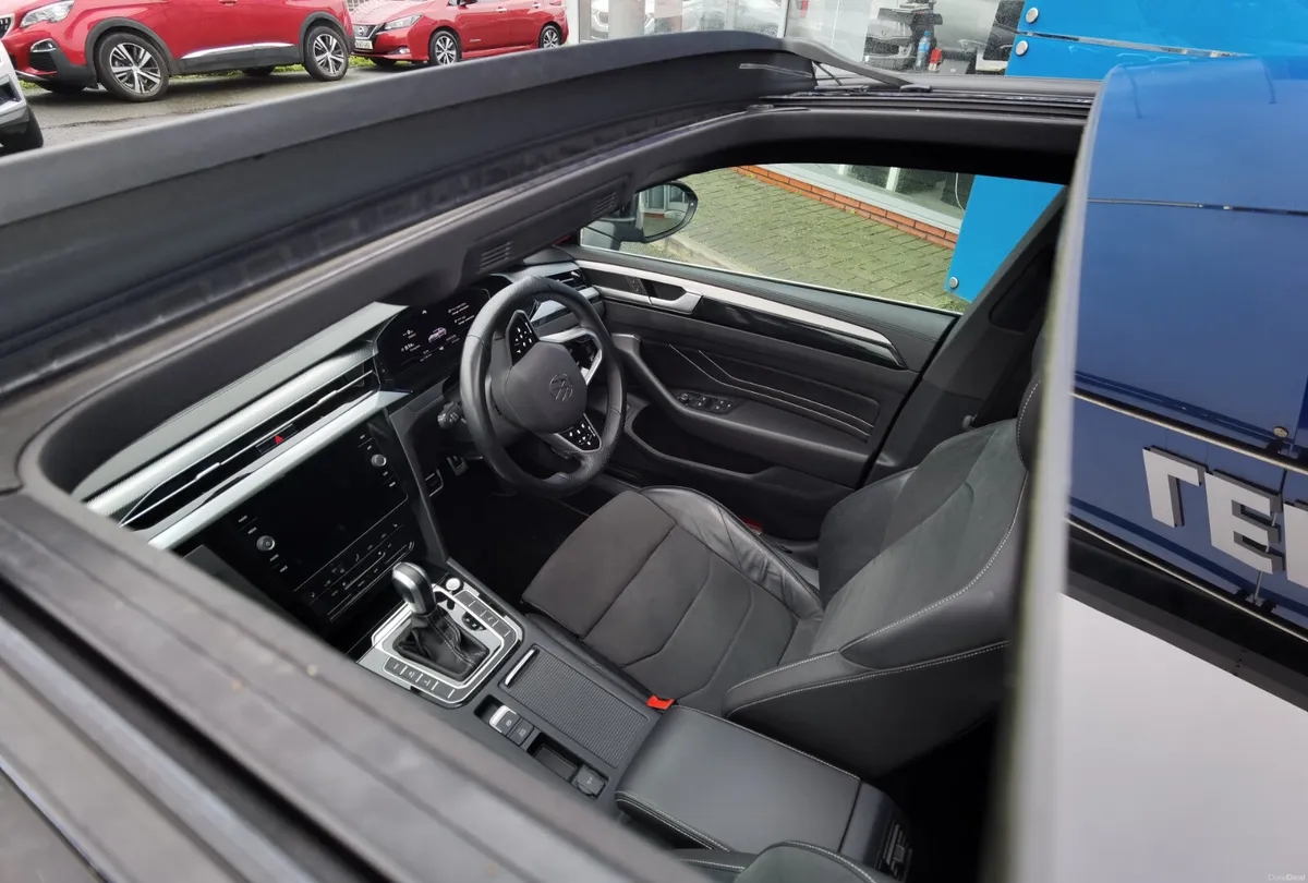 VOLKSWAGEN ARTEON 1.4TSI R LINE *SUNROOF* DSG PHEV - Image 2