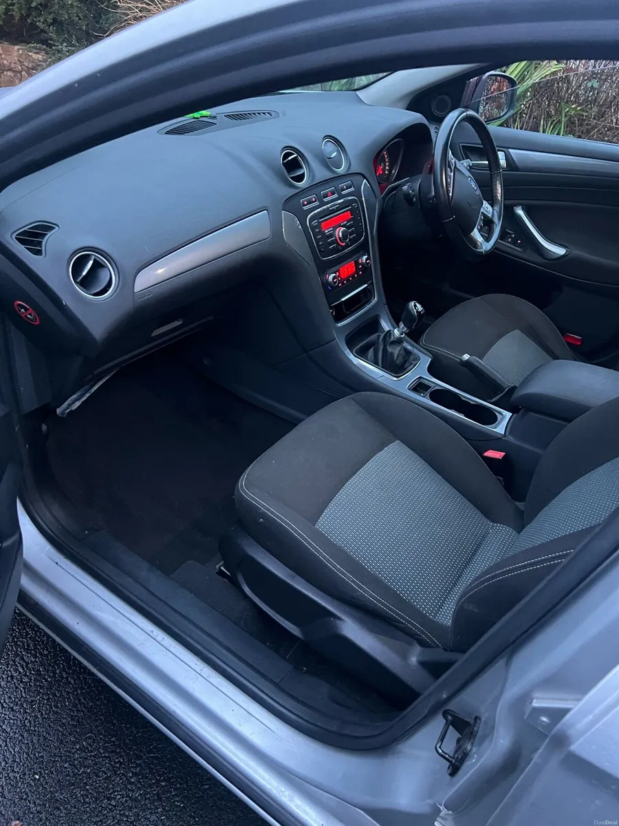 2011 ford mondeo - Image 4