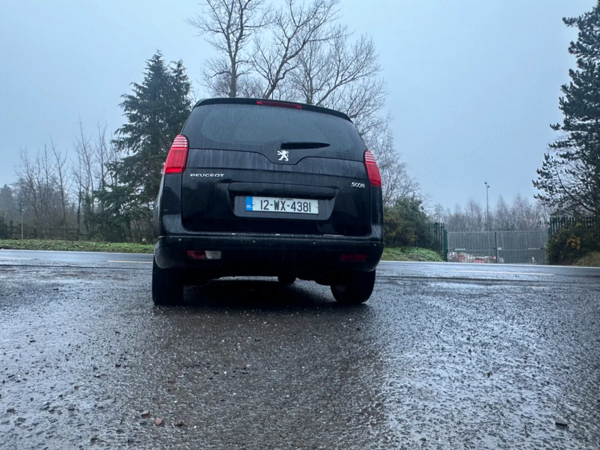 Peugeot 5008 2012 7seater - Image 2