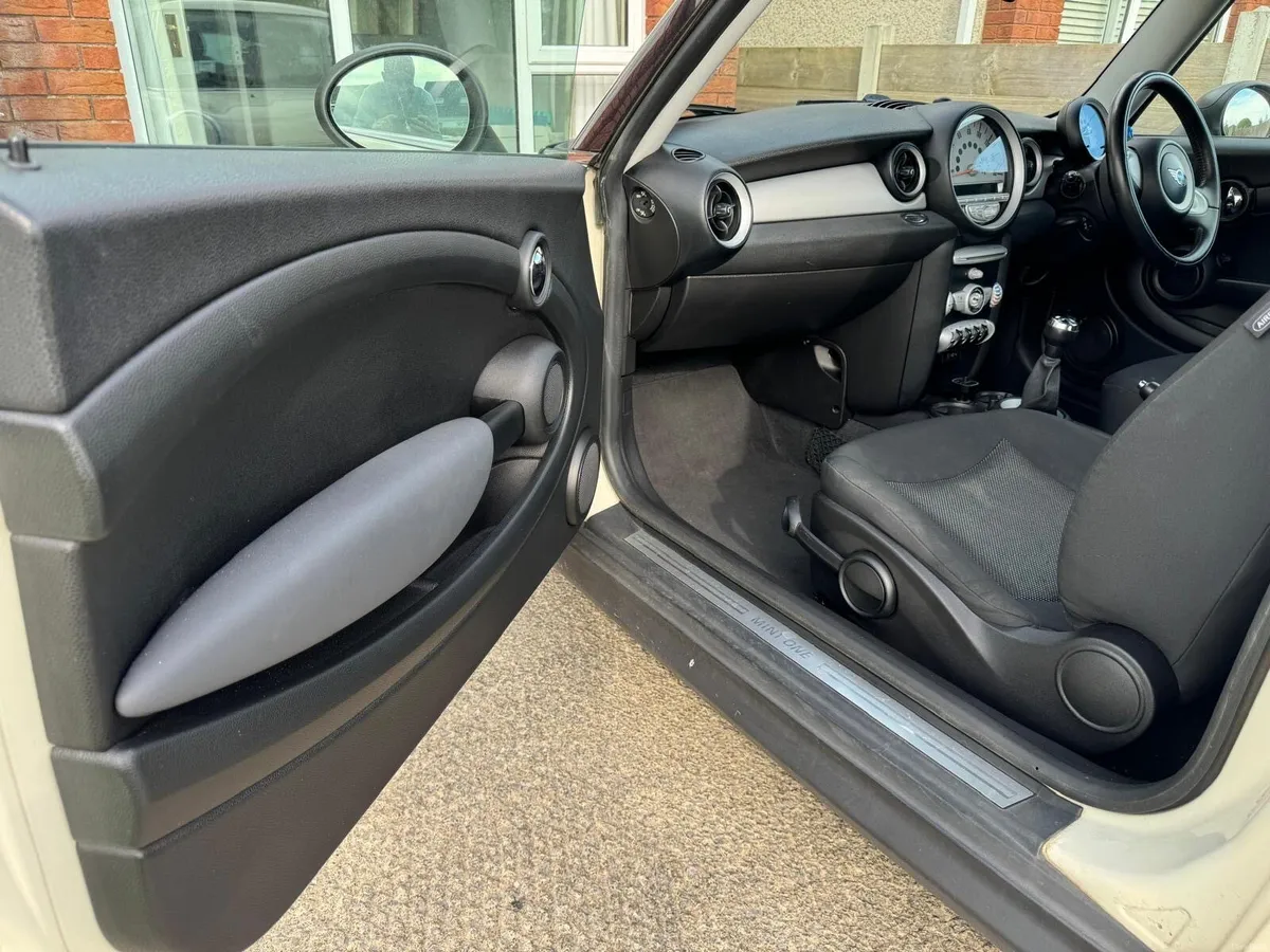 Mini One 2009 - Image 3