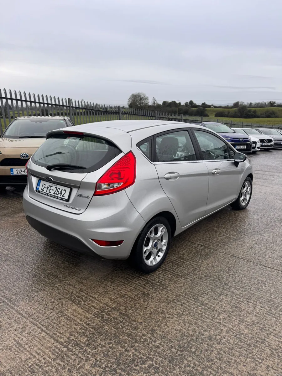 Ford Fiesta 2012 - Image 3