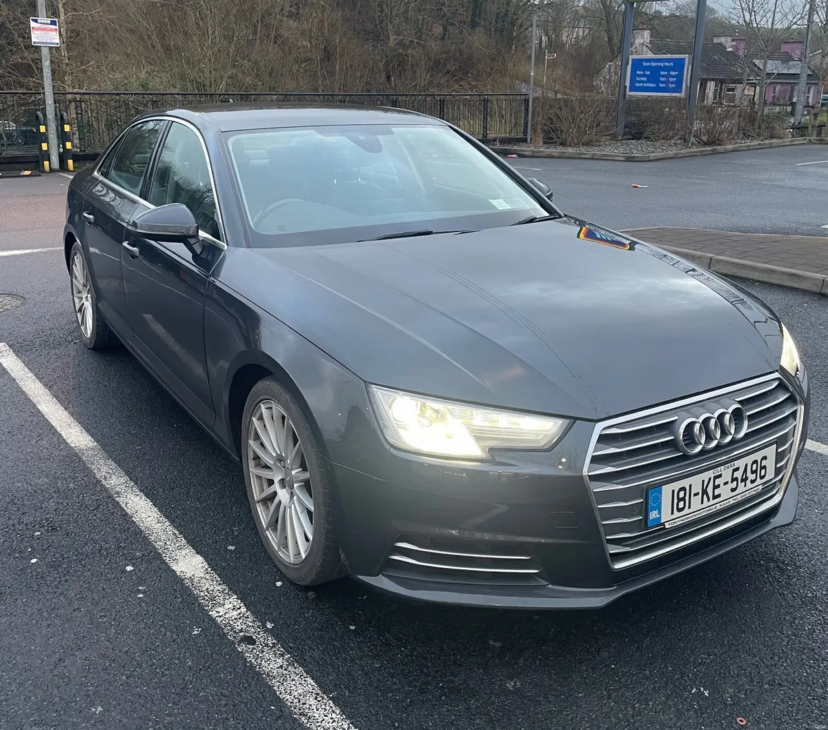 Audi A4 2018 - Image 1