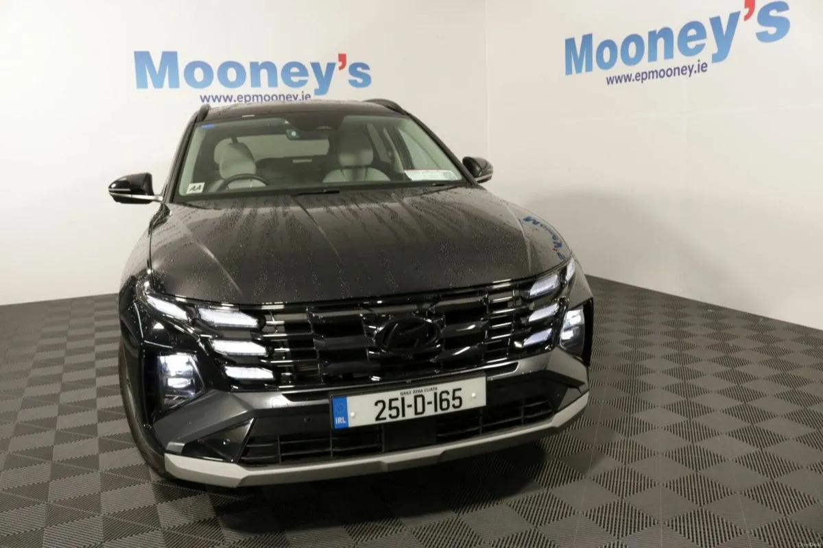 Hyundai Tucson EXECUTIVE PLUS LOW MILEAGE 1.6L DIE - Image 2