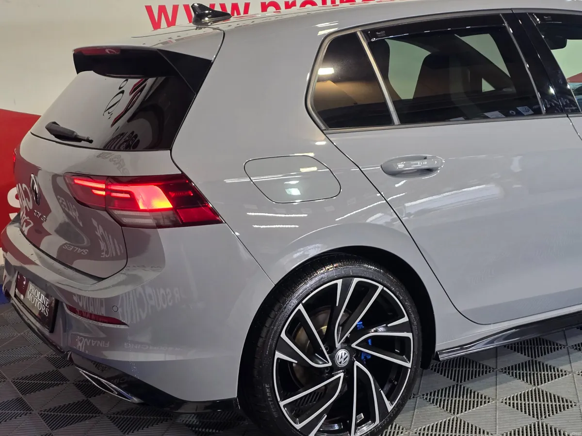 212 VW GOLF R-LINE 2.0 TDI 150BHP DSG - Image 4