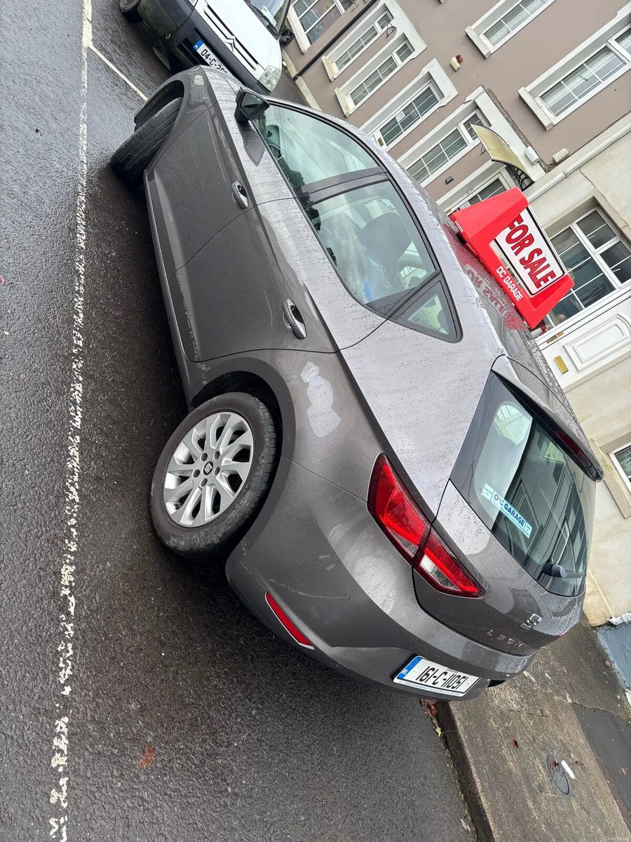 Seat Leon - Image 2