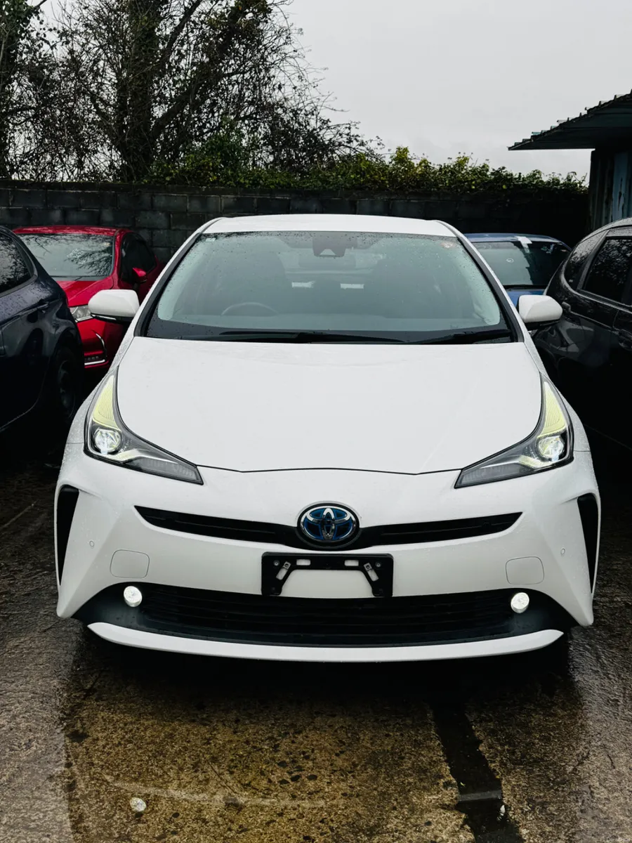 Toyota Prius 1.8 Hybrid Safety Pack 48000kms 2022 - Image 1