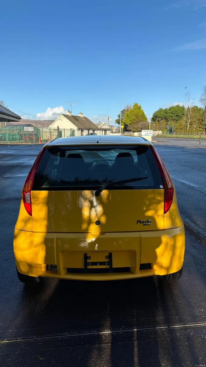 Fiat Punto Abarth 1.8 HGT - Image 3