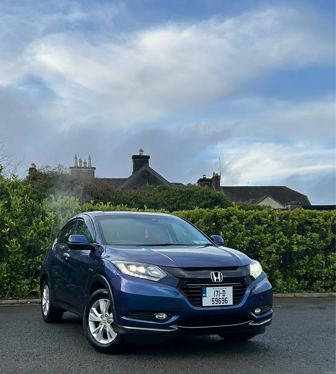 Honda Vezel automatic - Image 2