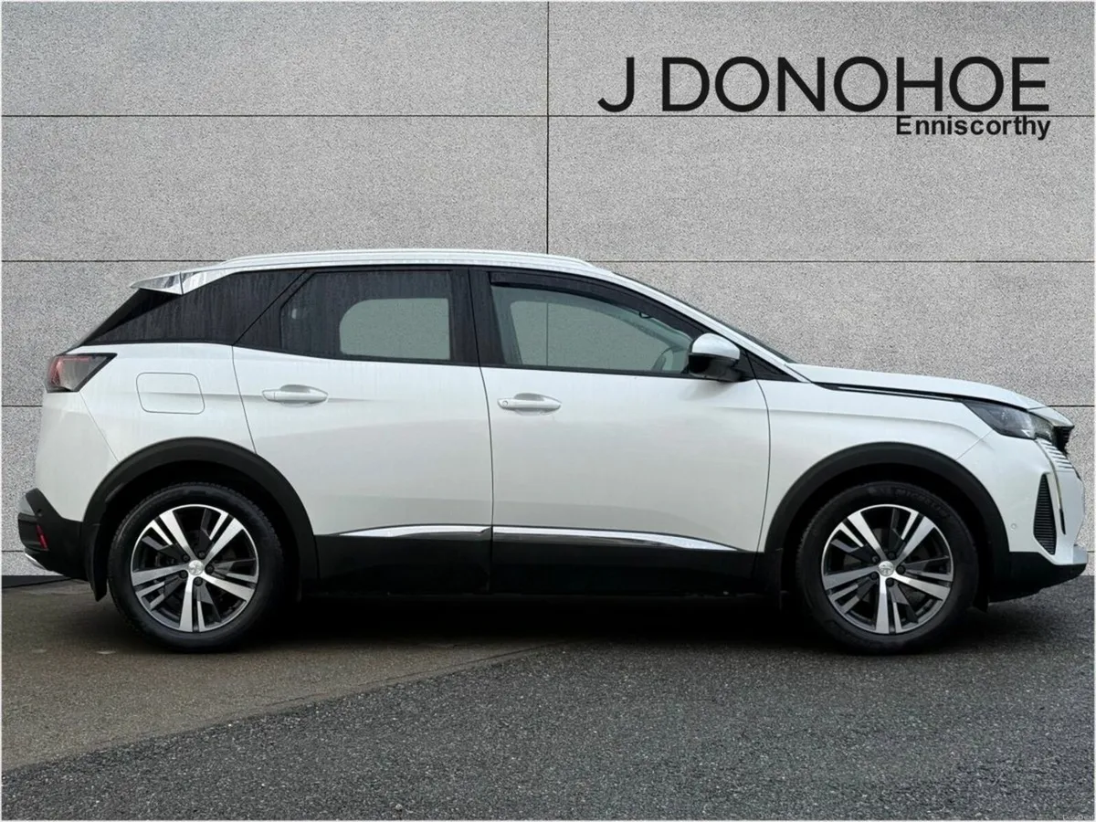 Peugeot 3008 1.5 BlueHDi 130bhp Allure - Image 4