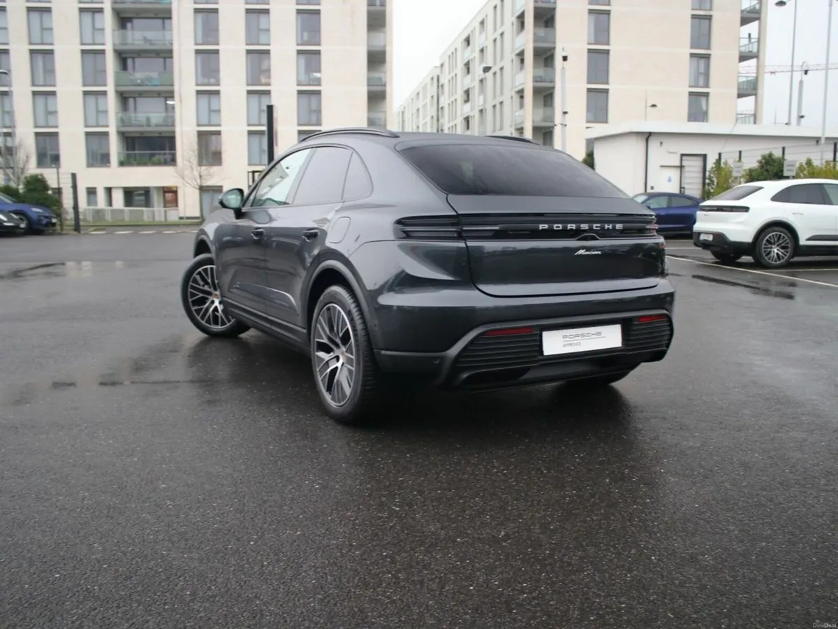 Porsche Macan Electric - Image 2