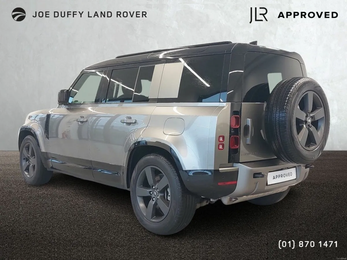 Land Rover Defender 110 X-Dynamic HSE PHEV - Image 3