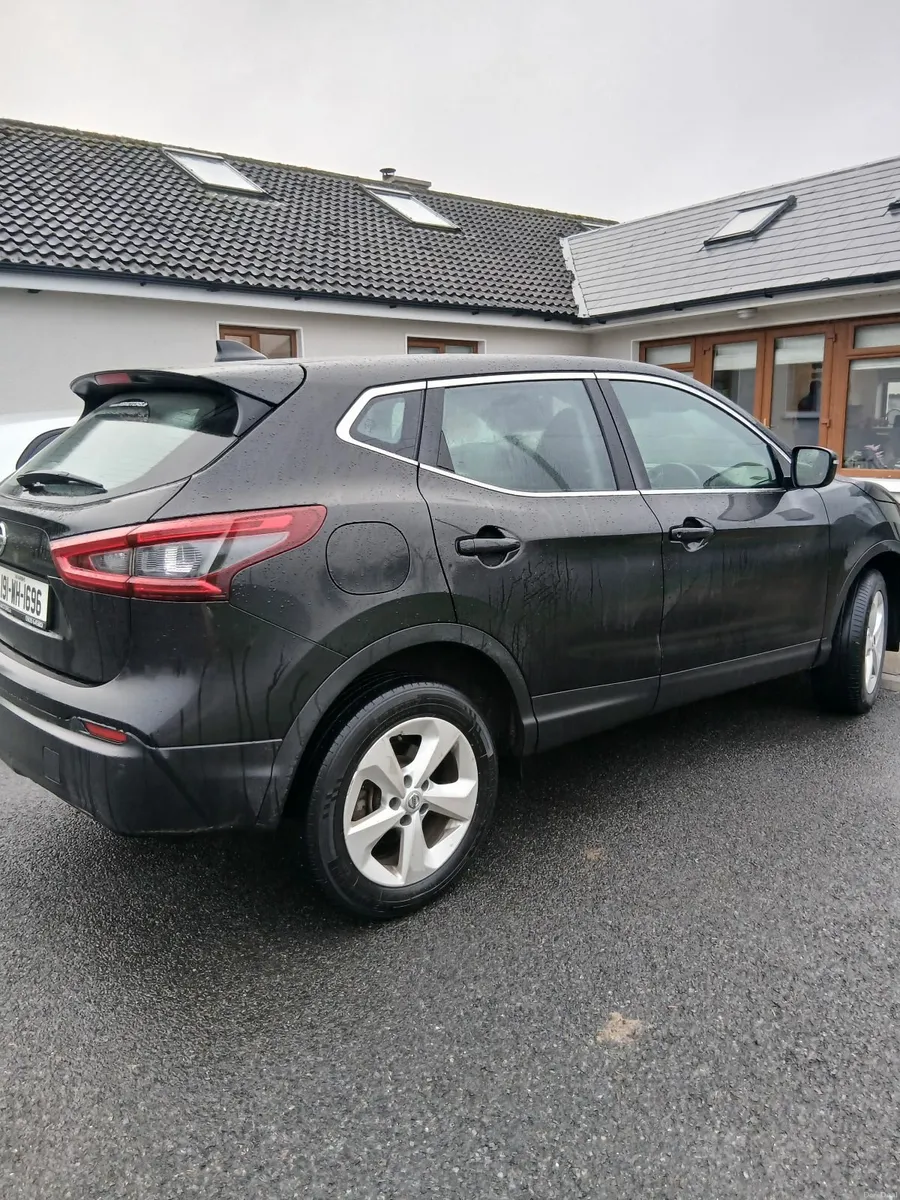 Nissan Qashqai 2019 - Image 3