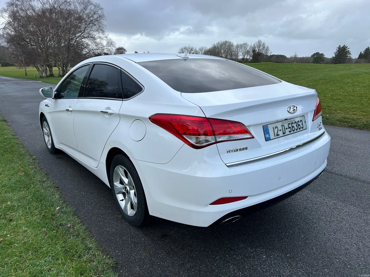 2012 Hyundai i40.. New NCT and Service - Image 3