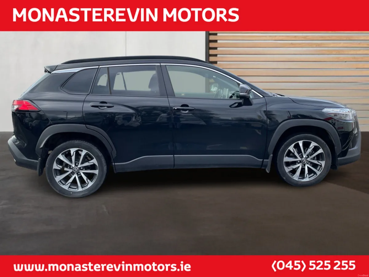 Toyota Corolla CROSS 1.8 SOL - Image 4