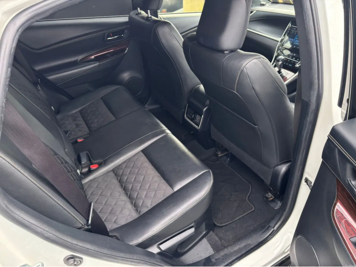 Toyota Harrier Toyota Harrier 2.5 self charging hy - Image 5