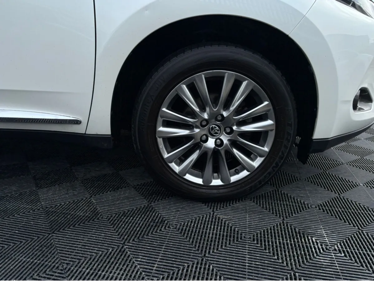 Toyota Harrier Toyota Harrier 2.5 self charging hy - Image 3