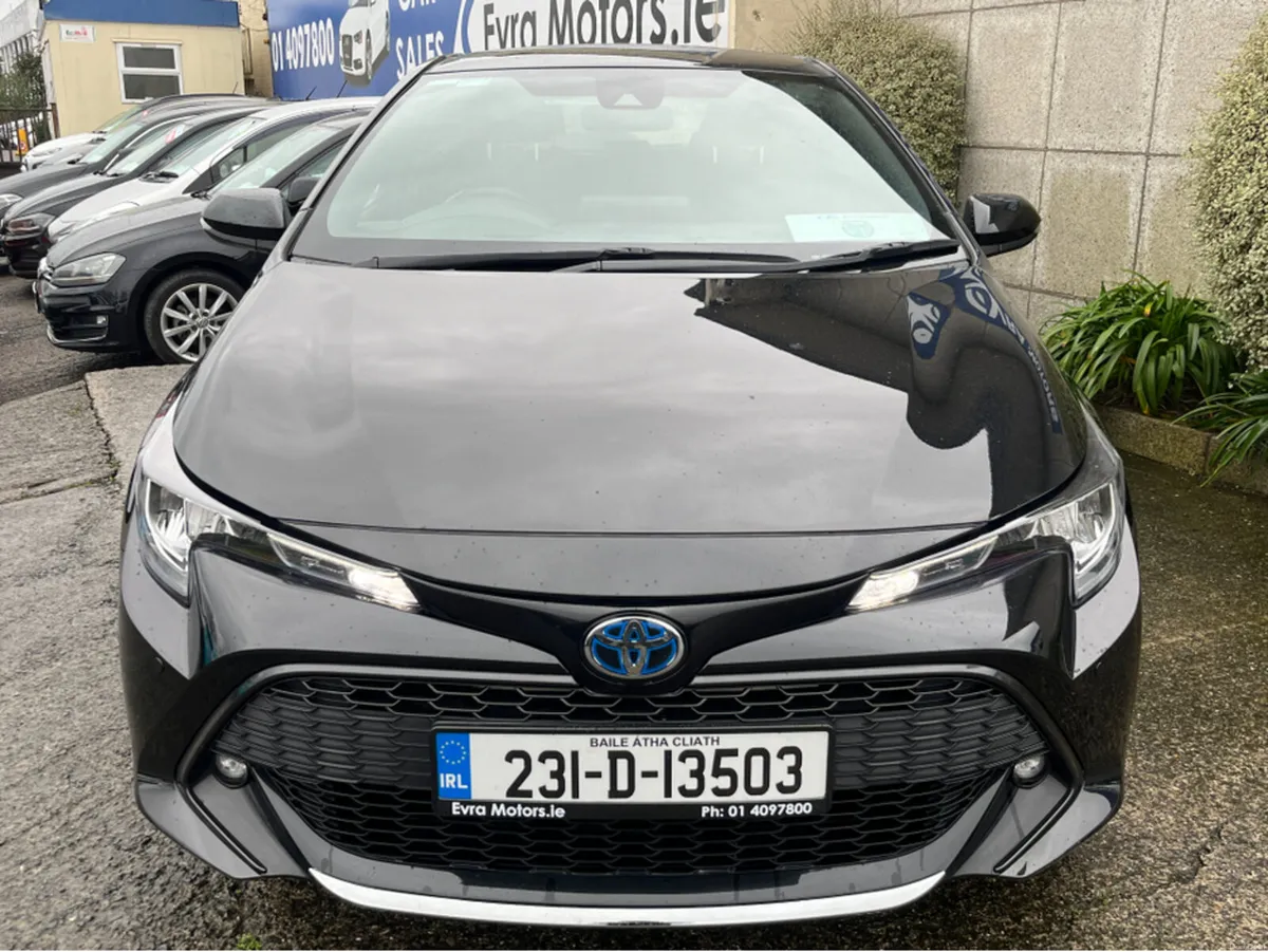 Toyota Corolla LUNA HATCHBACK AUTOMATIC 1.8 PETROL - Image 2