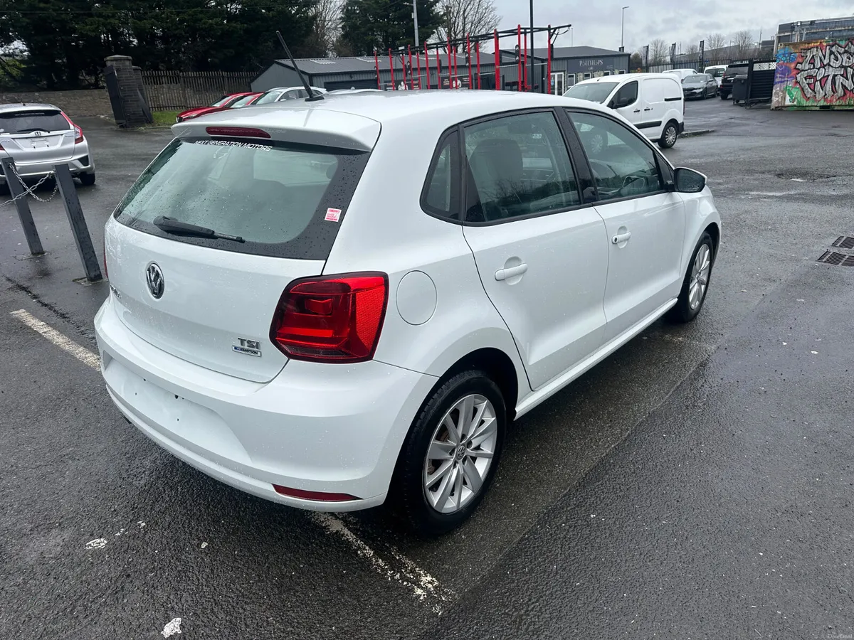 2015 VOLKSWAGEN POLO 1.2L AUTOMATIC LOW MILES - Image 4