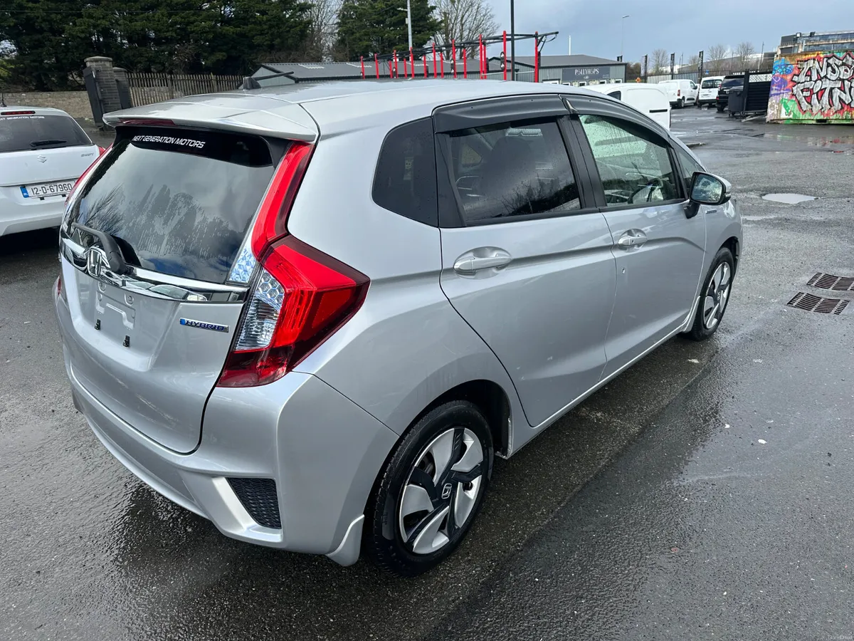 2013 HONDA FIT HYBRID 1.5L  AUTOMATIC FRESH NCT - Image 4