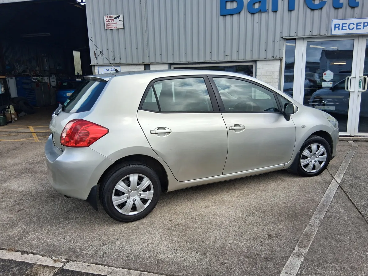Toyota Auris 2008 - Image 4
