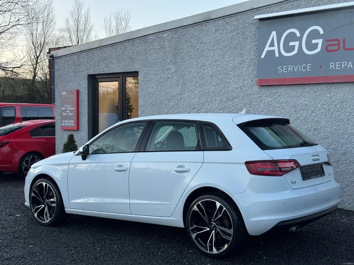 2015 Audi A3 1.6 TDI SE Technik 110bhp - Image 2