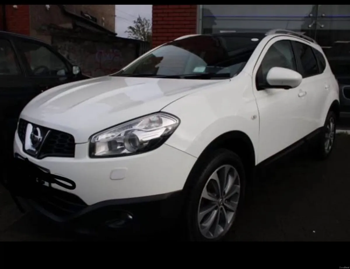 Nissan Qashqai+2, 1.6 Diesel, High Specs - Image 2
