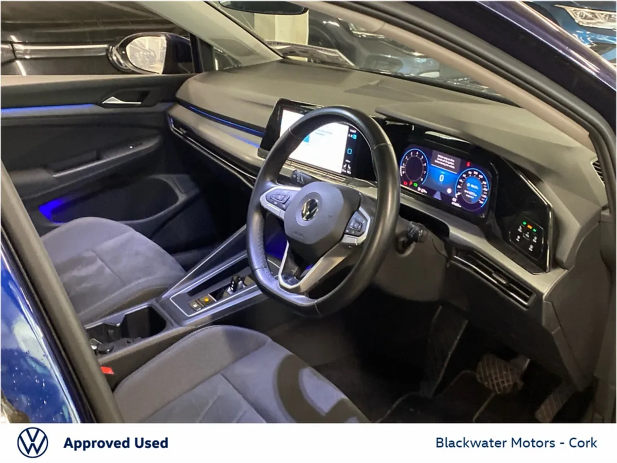 Volkswagen Golf 1.5TSI 130BHP 5DR STYLE MILD HYBRI - Image 4