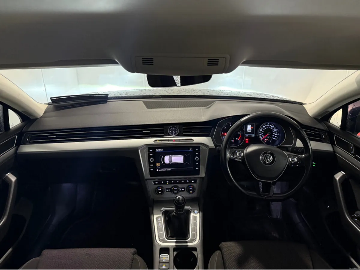 Volkswagen Passat 2.0 TDI SE BUSINESS 150BHP - Image 3
