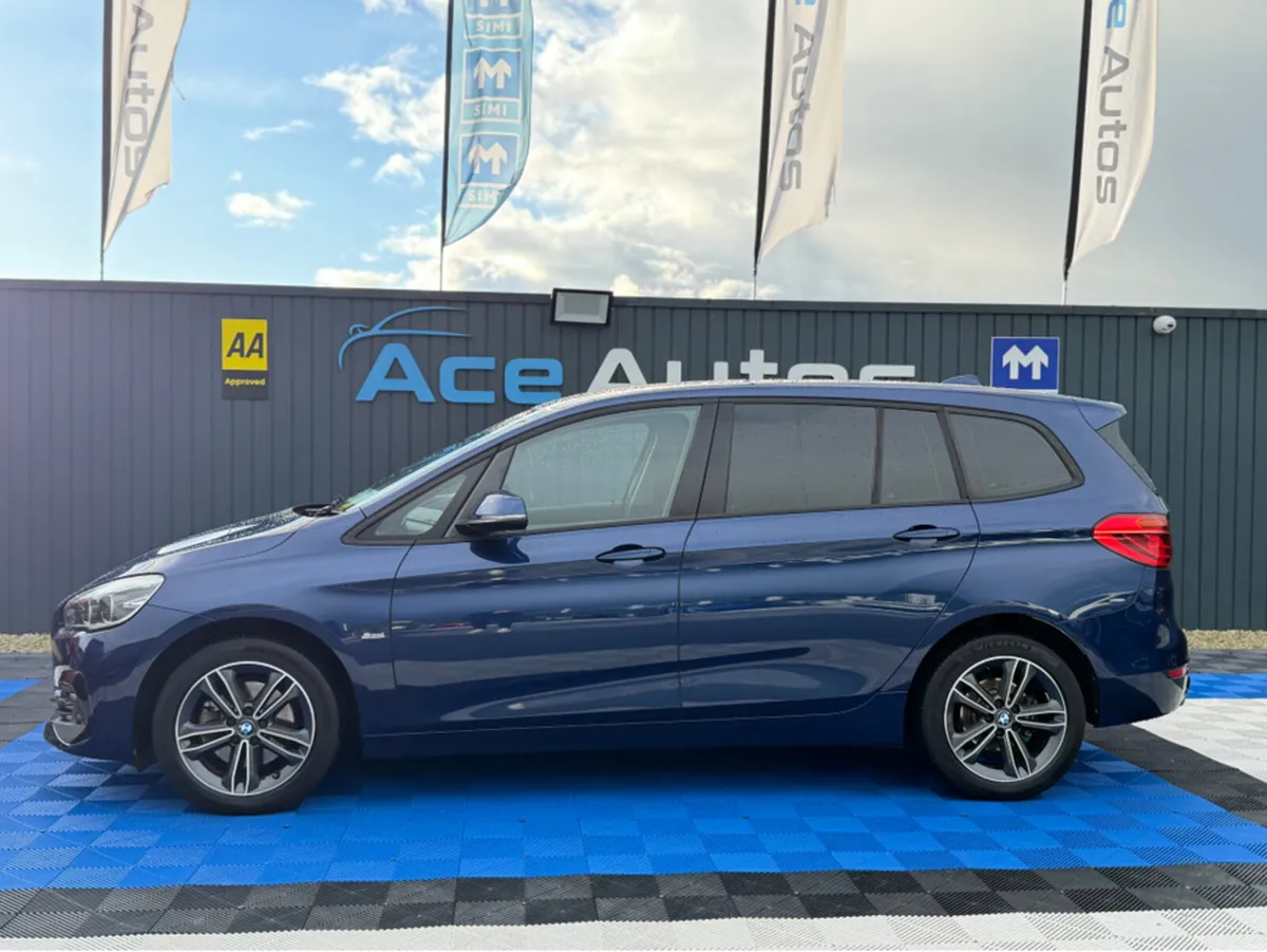 BMW 2-Series SPORT - 2.0L DIESEL - 7 SEATS - AUTO - Image 4