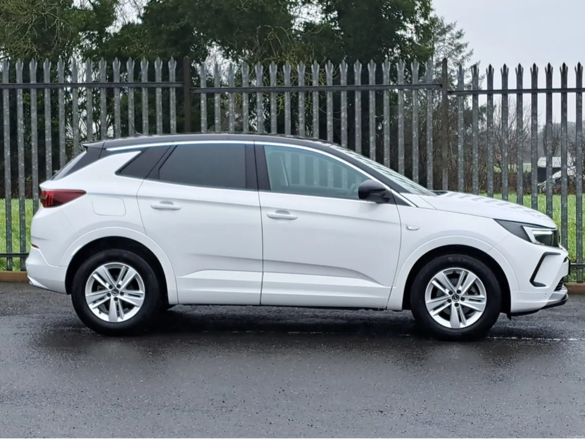 Opel Grandland SC 1.5TD 130BHP 8 SPEED AUTOMATIC - Image 3