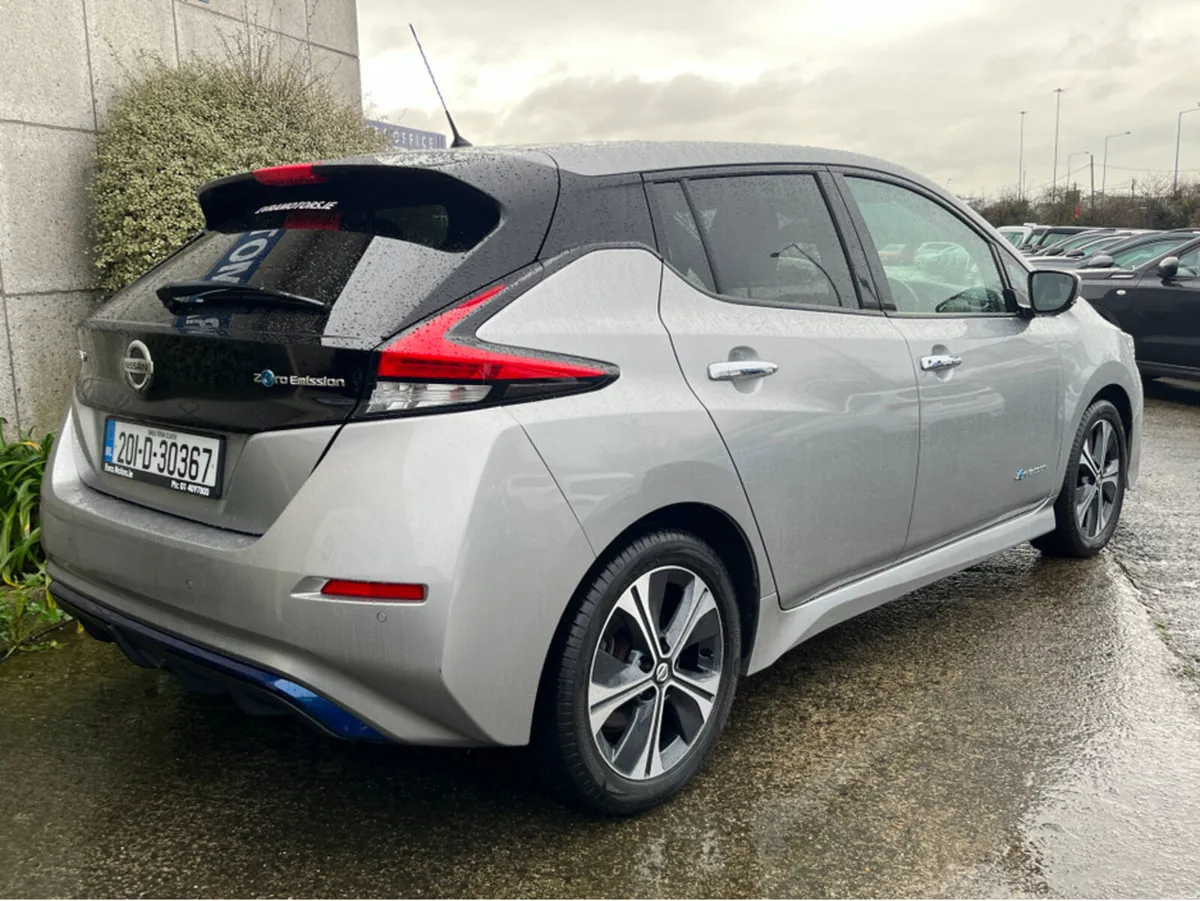 Nissan Leaf N-CONNECTA EV //LOW MILES//HIGH SPEC// - Image 4