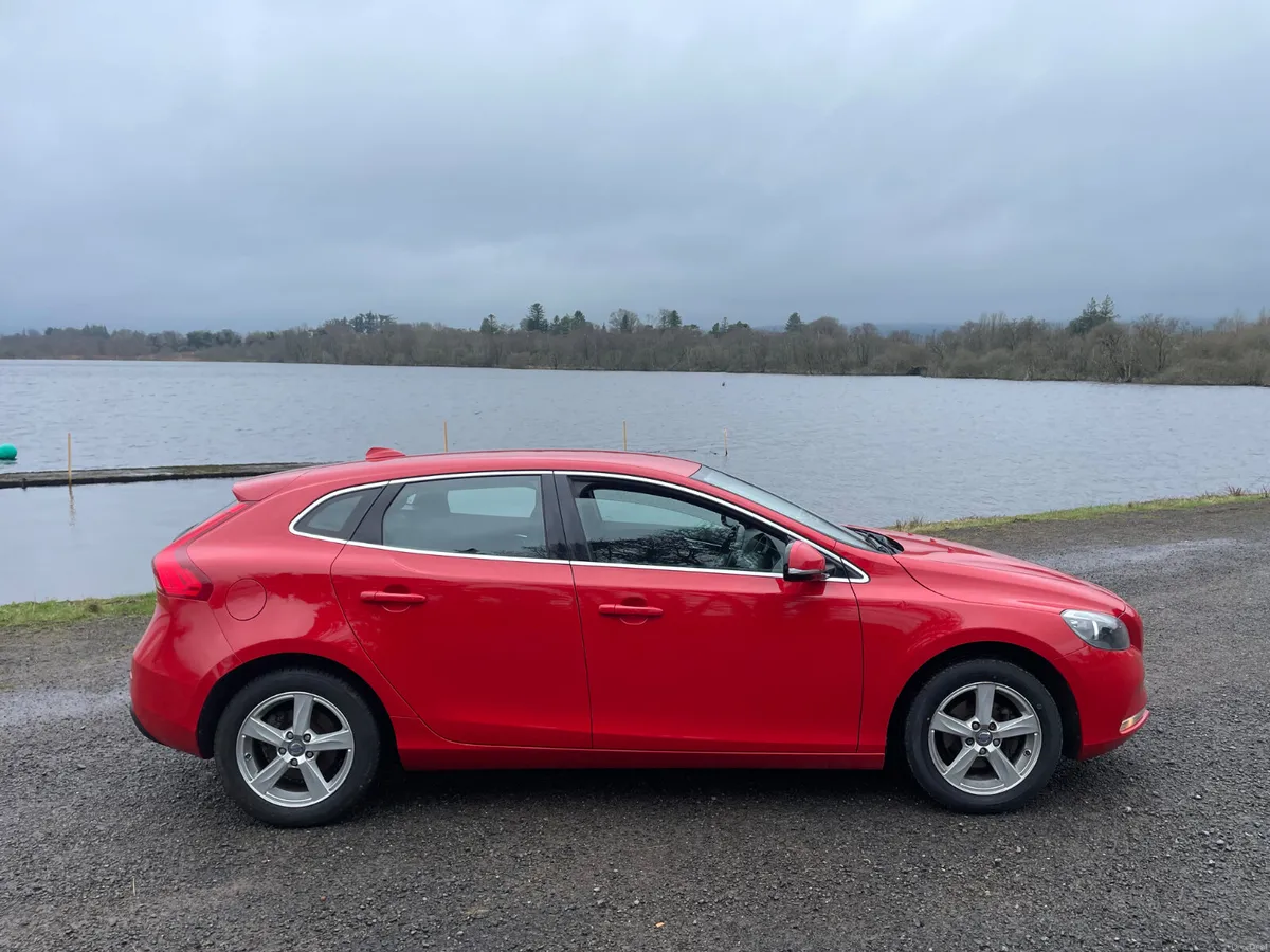 Volvo V40 D2 1.6 diesel 2014 nct 1/27 - Image 2
