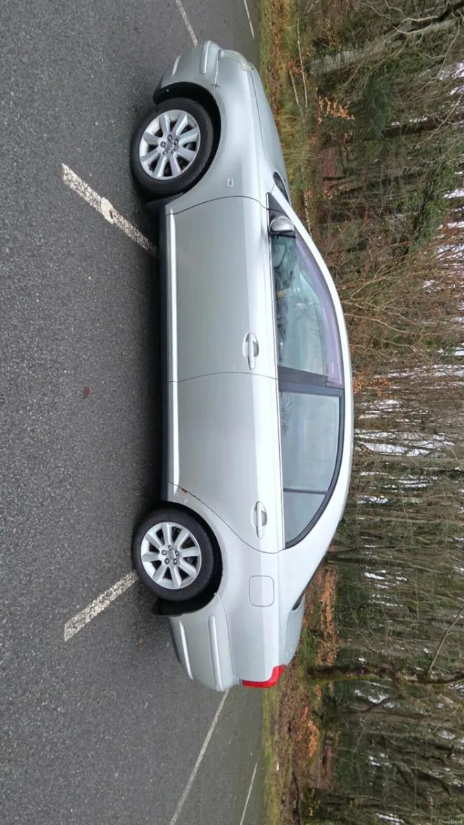 Toyota Avensis - Image 4