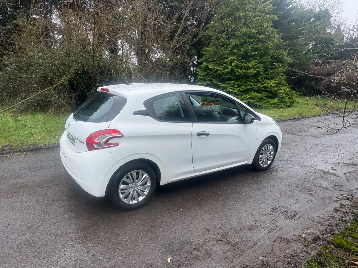 14 Peugeot 208 1.0VTI .. FRESH NCT - Image 2