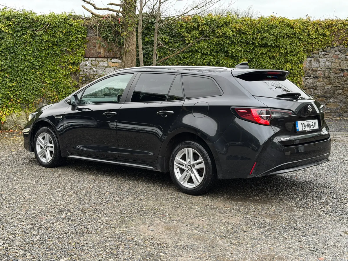 2023 Toyota Corolla Suzuki Swace Hybrid - Image 3