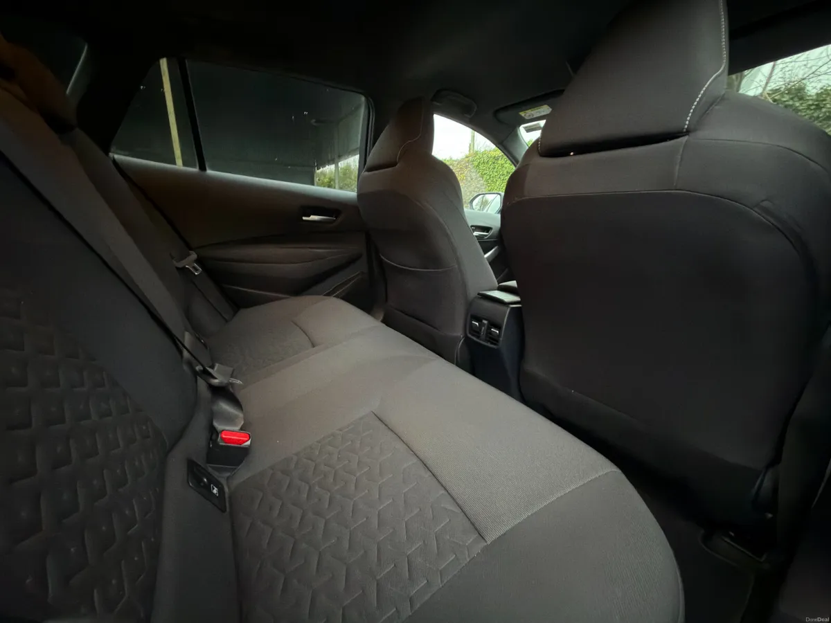 2023 Toyota Corolla Suzuki Swace Hybrid - Image 4