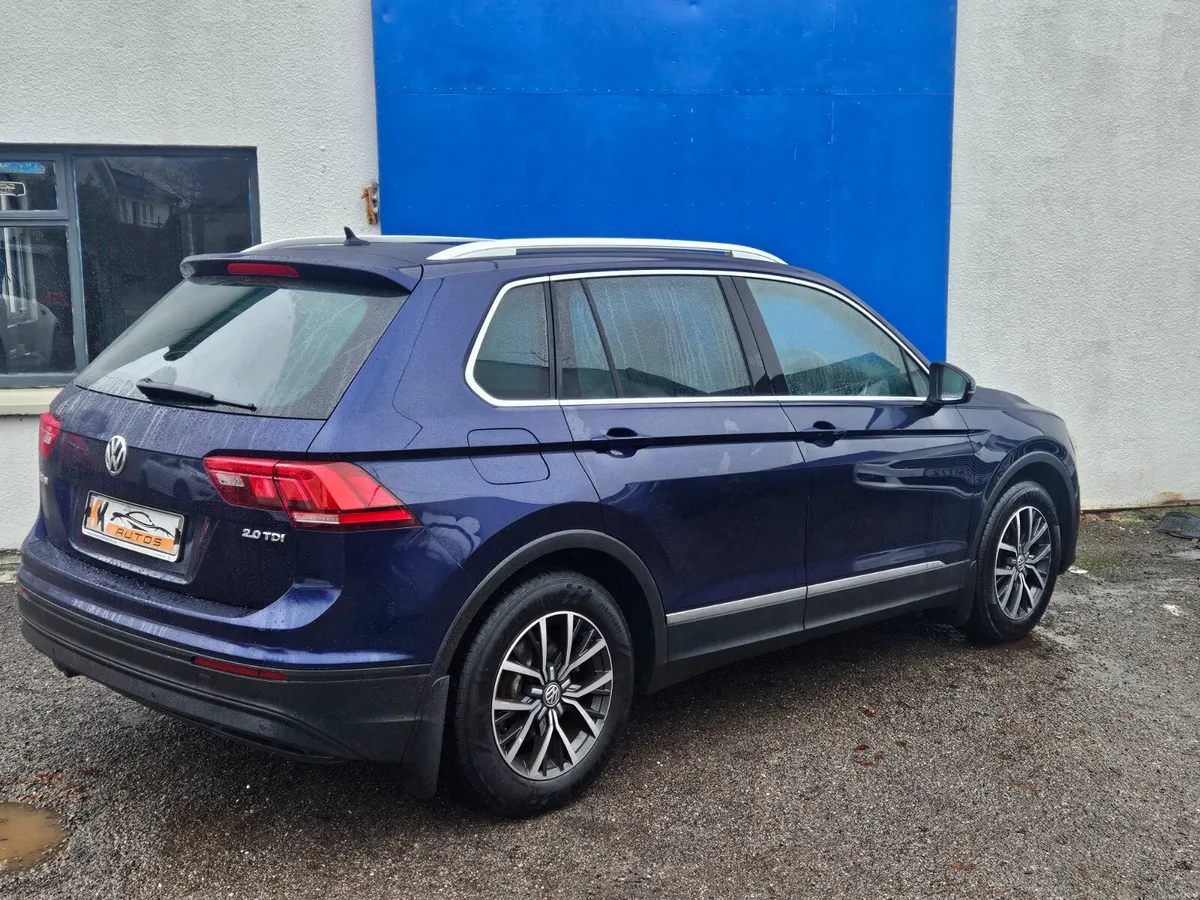 Volkswagen Tiguan 2017 - Image 2