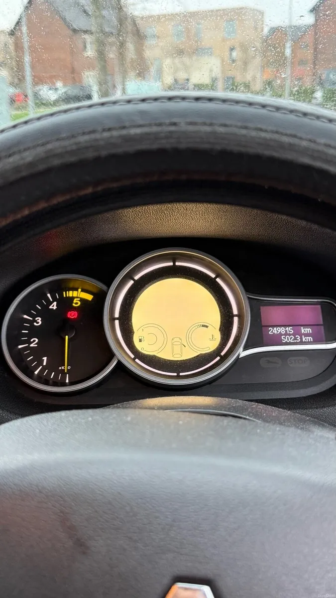 Renault Fluence 2010 NCT & Taxed - Image 3