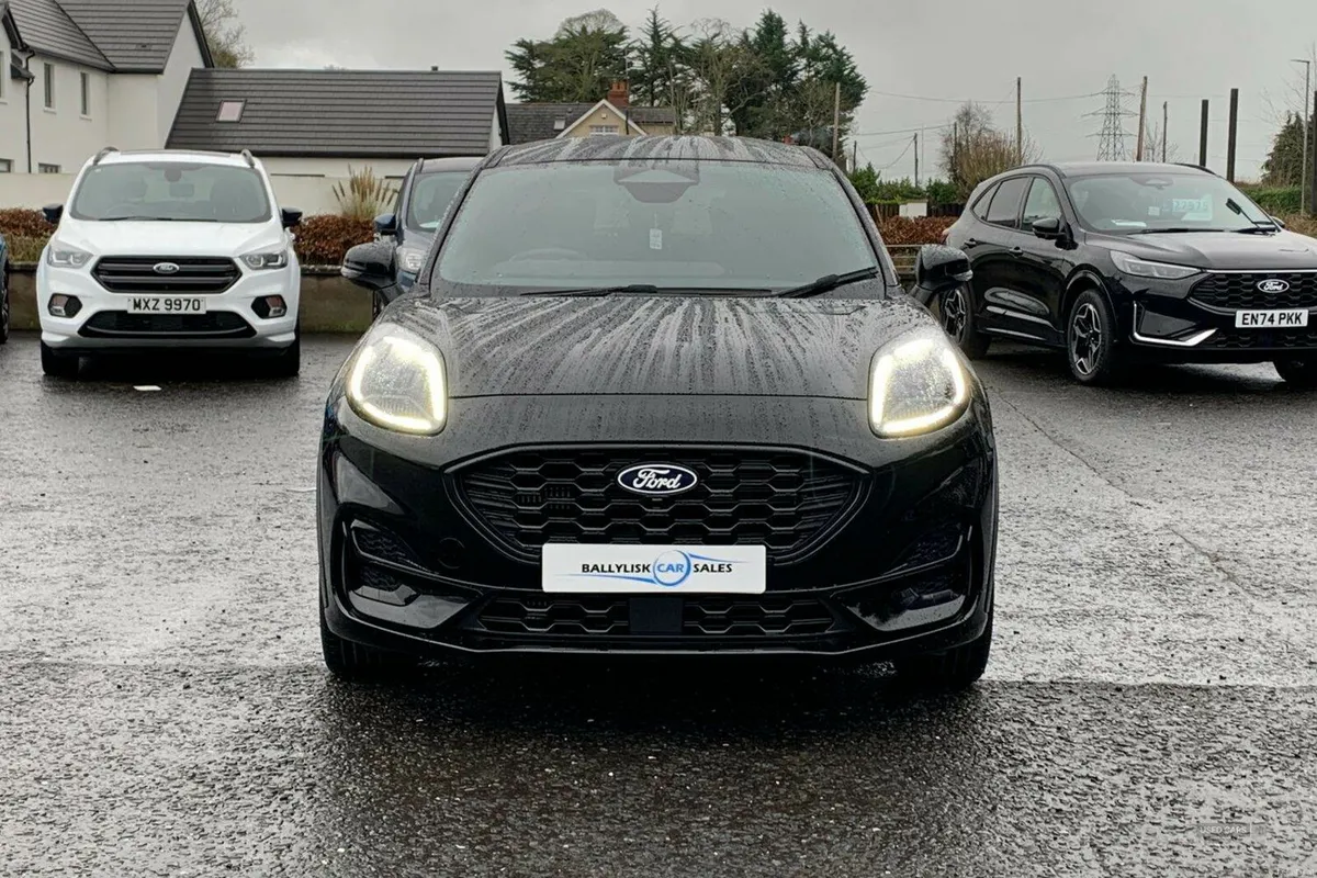 Ford Puma 1.0T 125PS ST-Line in Black with 8K - Image 4