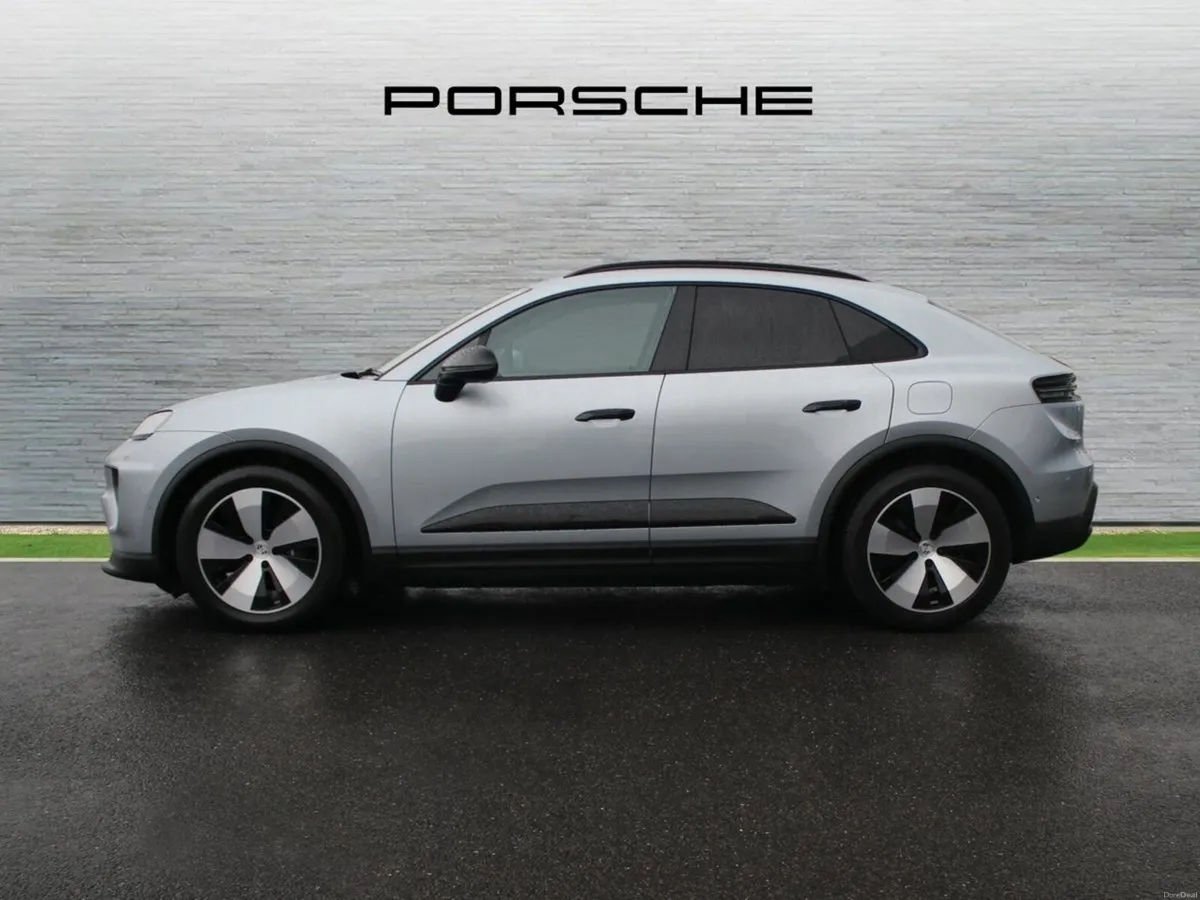 Porsche Macan Electric - Image 4