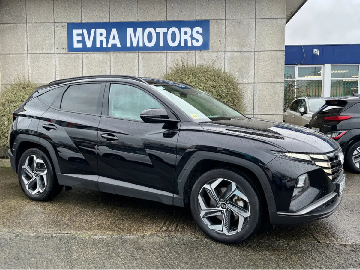 Hyundai Tucson EXECUTIVE 1.6 PETROL PLUG IN HYBRID - Image 3
