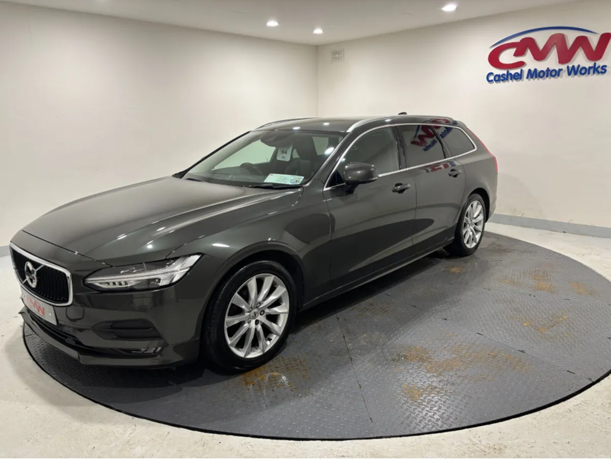 Volvo V90 2.0 D4 MOMENTUM PLUS  AUTO 190BHP**FULL - Image 3