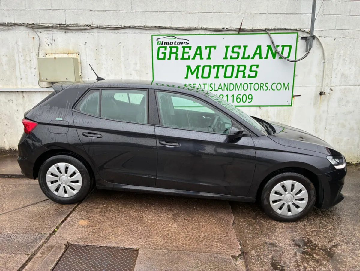 Skoda Fabia ACTIVE 1.0 MPI 65HP 5DR - Image 5