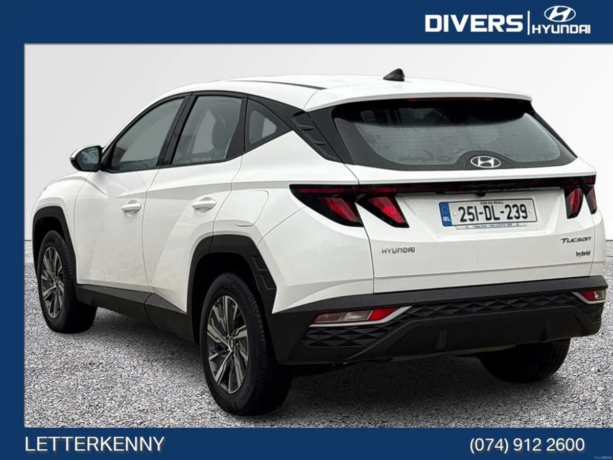 Hyundai Tucson Comfort Plus Hybrid Automatic - Image 2